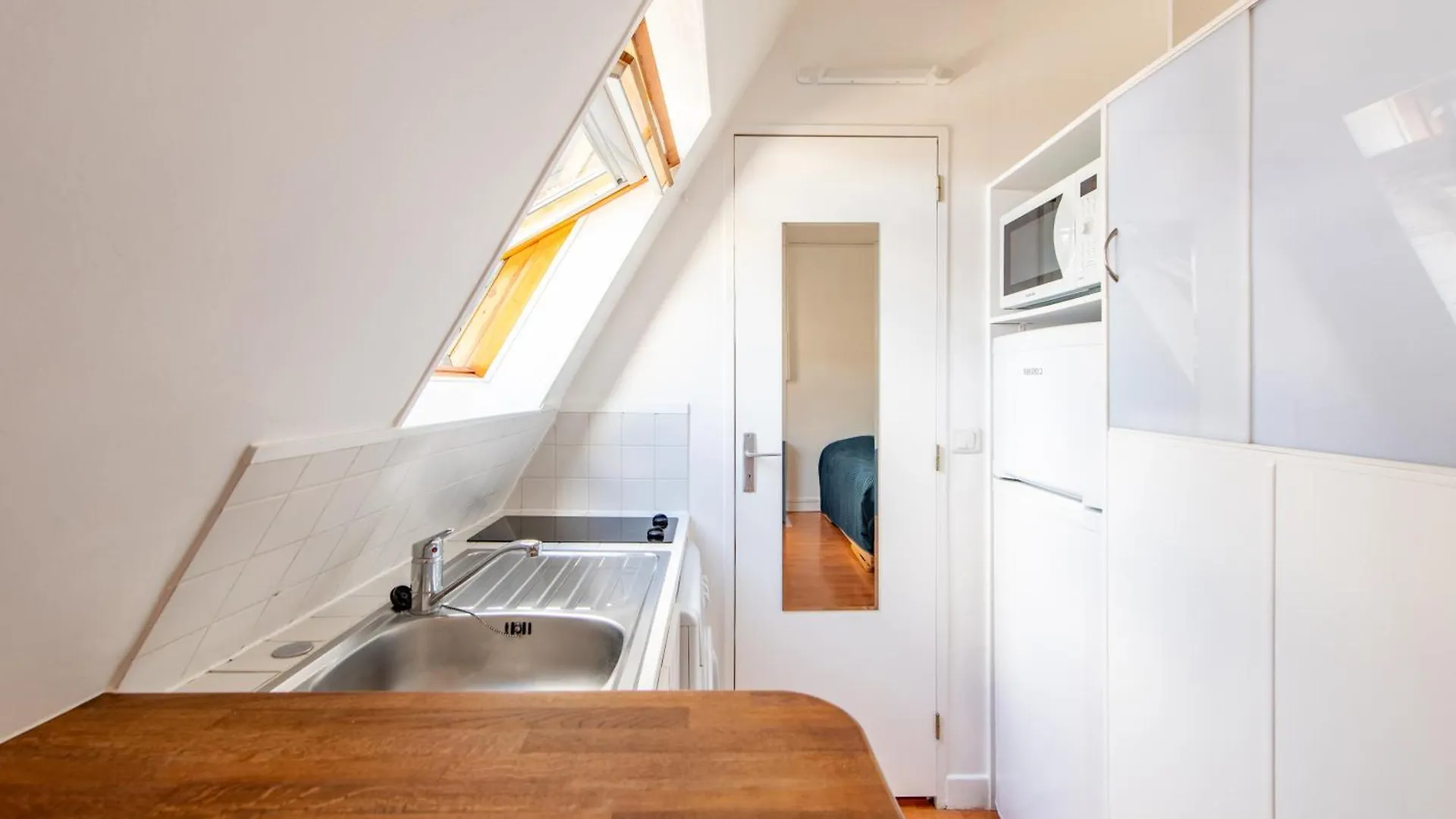 Paris Centre Studio Close To Major Attractions Lejlighed